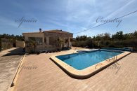{:en}Villa with private pool in Macisvenda.{:}{:fr}Villa avec piscine privée à Macisvenda.{:}{:nl}Villa met privézwembad in Macisvenda.{:}{:es}Villa con piscina privada en Macisvenda.{:} at 30648 Macisvenda, Murcia, Espagne for 245000