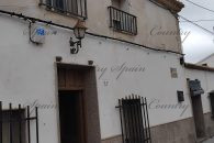 {:en}Character Property with Exceptional Renovation Potential –  Algueña{:}{:es}Casa con encanto y gran potencial de reforma en Algueña{:} at 03668 Algueña, Province d'Alicante, Espagne for 80000