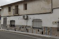 {:en}Renovation Project with Great Potential – 250m² + Patio and 400m² Storage Building in Algueña{:}{:fr}Projet de rénovation avec fort potentiel – 250m² + patio et entrepôt de 400m² à Algueña{:}{:nl}Renovatieproject met groot potentieel – 250m² + patio en opslagruimte van 400m² in Algueña{:}{:es}Gran proyecto de renovación – 250m² + patio y almacén de 400m² en Algueña{:} at 03668 Algueña, Province d'Alicante, Espagne for 65000