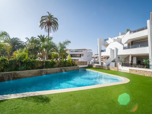 {:en}3 Bedrooms PENTHOUSE in SAN PEDRO DEL PINATAR - S2433{:}{:fr}PENTHOUSE de 3 Chambres  à SAN PEDRO DEL PINATAR - S2433{:}{:nl}PENTHOUSE met 3 Slaapkamers  in SAN PEDRO DEL PINATAR - S2433{:}{:es}PENTHOUSE de 3 Dormitorios en SAN PEDRO DEL PINATAR - S2433{:}