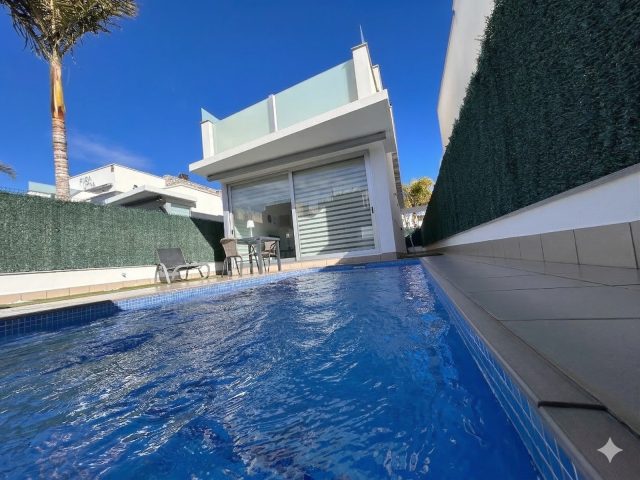 {:en}3 Bedrooms VILLA in SAN PEDRO DEL PINATAR - K2457{:}{:fr}VILLA de 3 Chambres  à SAN PEDRO DEL PINATAR - K2457{:}{:nl}VILLA met 3 Slaapkamers  in SAN PEDRO DEL PINATAR - K2457{:}{:es}VILLA de 3 Dormitorios en SAN PEDRO DEL PINATAR - K2457{:}