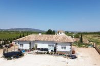 {:en}4 Bedrooms Villa in Pinoso - AM-JOSMIP{:}{:fr}Villa de 4 Chambres  à Pinoso - AM-JOSMIP{:}{:nl}Villa met 4 Slaapkamers  in Pinoso - AM-JOSMIP{:}{:es}Villa de 4 Dormitorios en Pinoso - AM-JOSMIP{:} at Pinoso, Alicante, Spain for 420000
