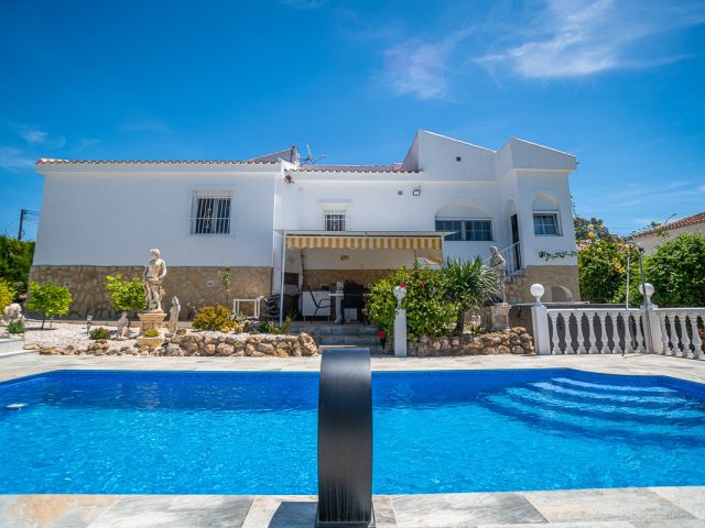 {:en}3 Bedrooms HOUSE in LA MARINA - K2475{:}{:fr}HOUSE de 3 Chambres  à LA MARINA - K2475{:}{:nl}HOUSE met 3 Slaapkamers  in LA MARINA - K2475{:}{:es}HOUSE de 3 Dormitorios en LA MARINA - K2475{:}
