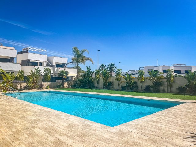 {:en}3 Bedrooms APARTMENT in SAN JAVIER - K2330{:}{:fr}APARTMENT de 3 Chambres  à SAN JAVIER - K2330{:}{:nl}APARTMENT met 3 Slaapkamers  in SAN JAVIER - K2330{:}{:es}APARTMENT de 3 Dormitorios en SAN JAVIER - K2330{:}