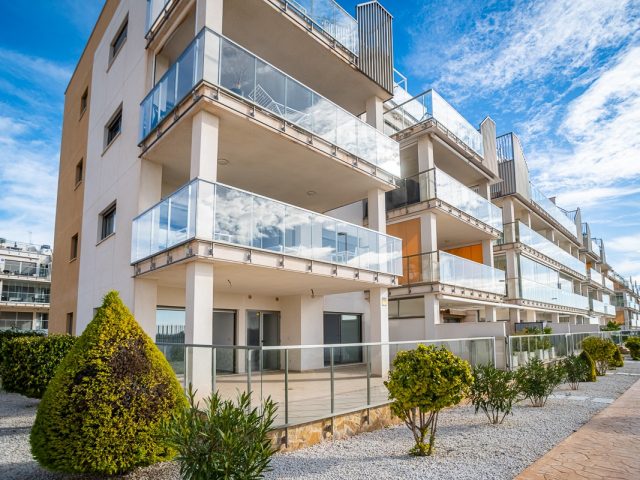 {:en}3 Bedrooms APARTMENT in ORIHUELA COSTA - I2479{:}{:fr}APARTMENT de 3 Chambres  à ORIHUELA COSTA - I2479{:}{:nl}APARTMENT met 3 Slaapkamers  in ORIHUELA COSTA - I2479{:}{:es}APARTMENT de 3 Dormitorios en ORIHUELA COSTA - I2479{:}