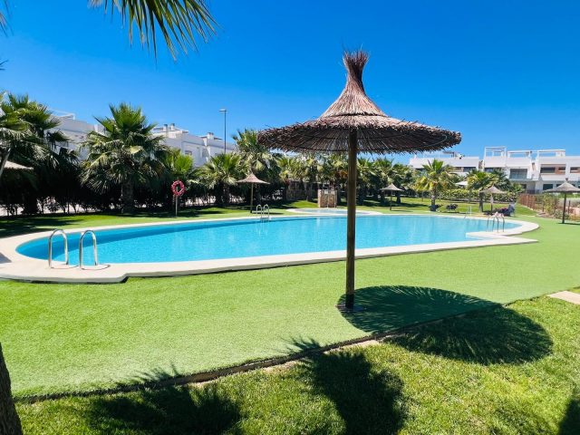 {:en}2 Bedrooms Apartment / Flat in Entre Naranjo - Vistabella Golf - BC-ANJA-D{:}{:fr}Apartment / Flat de 2 Chambres  à Entre Naranjo - Vistabella Golf - BC-ANJA-D{:}{:nl}Apartment / Flat met 2 Slaapkamers  in Entre Naranjo - Vistabella Golf - BC-ANJA-D{:}{:es}Apartment / Flat de 2 Dormitorios en Entre Naranjo - Vistabella Golf - BC-ANJA-D{:}