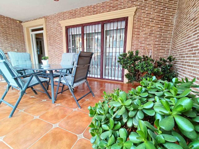 {:en}4 Bedrooms Townhouse in Hondón de los Frailes - AM-HFCONS{:}{:fr}Townhouse de 4 Chambres  à Hondón de los Frailes - AM-HFCONS{:}{:nl}Townhouse met 4 Slaapkamers  in Hondón de los Frailes - AM-HFCONS{:}{:es}Townhouse de 4 Dormitorios en Hondón de los Frailes - AM-HFCONS{:}