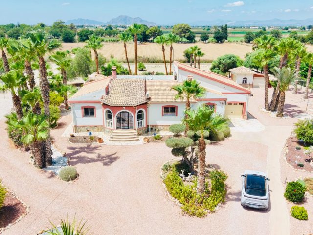 {:en}5 Bedrooms Detached Villa in Daya Vieja - BC-PIREL{:}{:fr}Detached Villa de 5 Chambres  à Daya Vieja - BC-PIREL{:}{:nl}Detached Villa met 5 Slaapkamers  in Daya Vieja - BC-PIREL{:}{:es}Detached Villa de 5 Dormitorios en Daya Vieja - BC-PIREL{:}